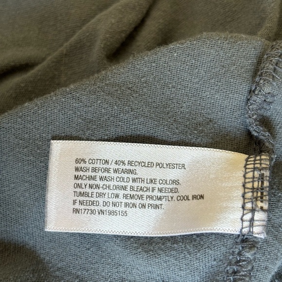 AC/DC 2000/01 World Tour grey and multi-coloured t-shirt 
Size small 6/7 - Picture 6 of 6